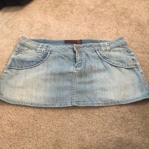 Guess mini skirt
